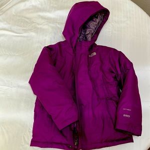North face girls, snow jacket size 6 purple